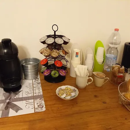 Casa Cairo Rooms&services Mombaroccio