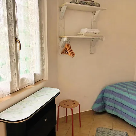 Casa Cairo Rooms&services 3* Mombaroccio