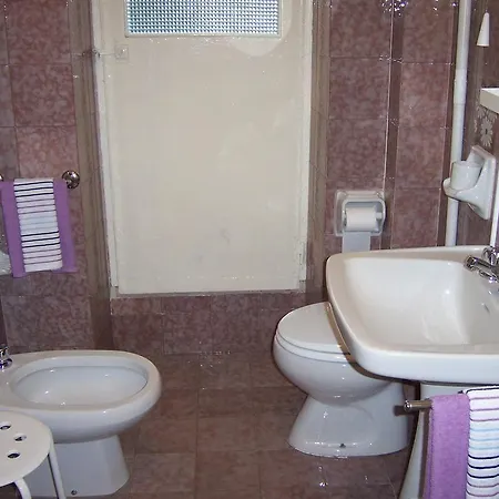 Casa Cairo Rooms&services 3* Mombaroccio