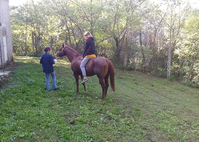 Casa Cairo Rooms&services Mombaroccio