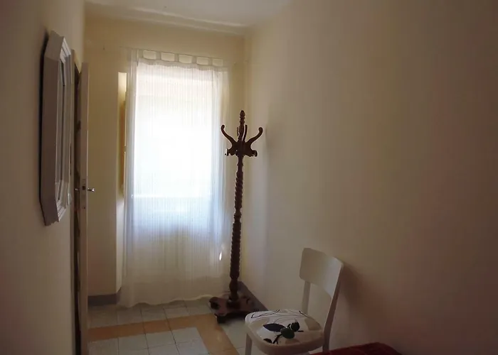 Casa Cairo Rooms&services Guest house Mombaroccio